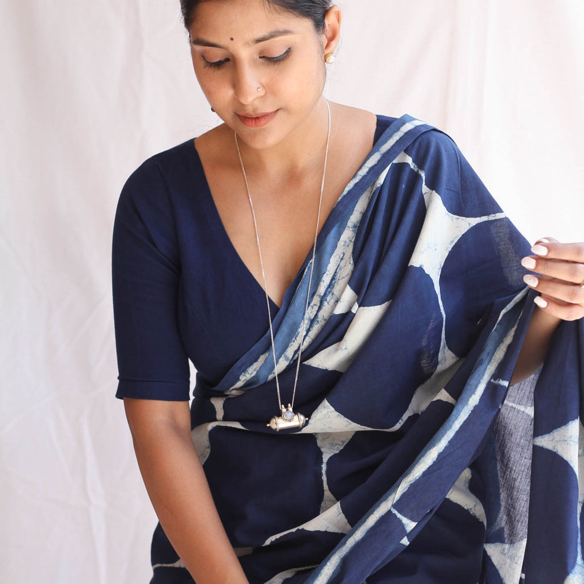 Abha: Indigo Polkas Dabu Print Saree – Gray and Green Store