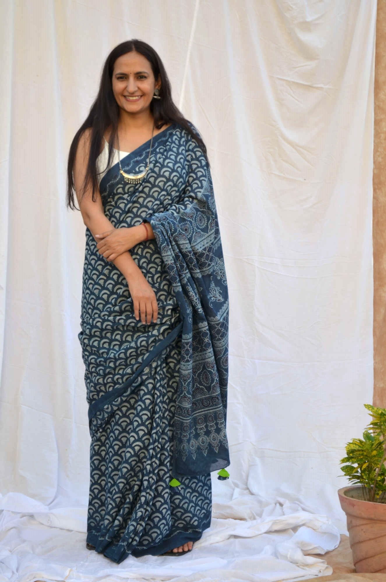 Cotton saree 2024 for old lady