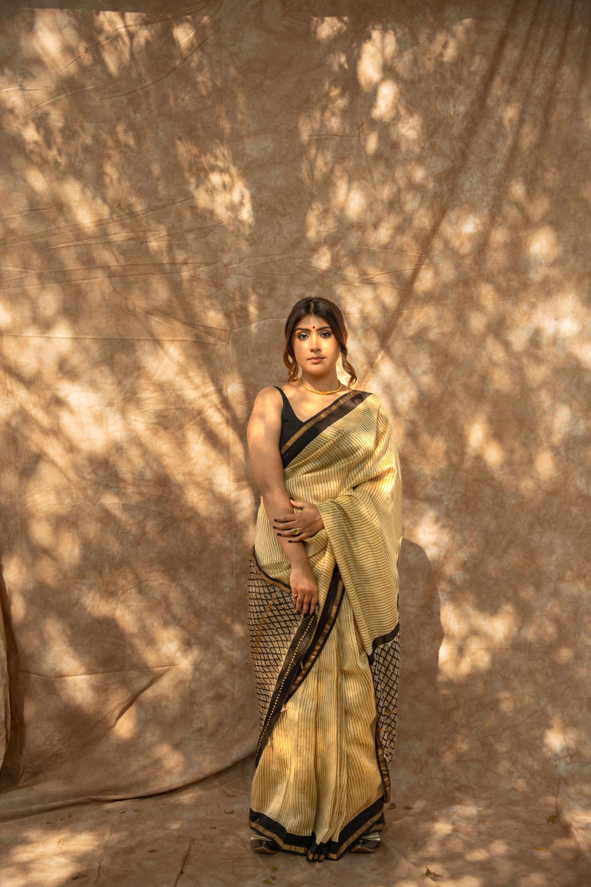 Indian Traditional Beautiful young girl in saree posing outdoors 5052402  Stock Photo at Vecteezy